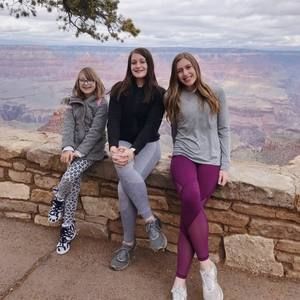 Meet your Posher, Abbey